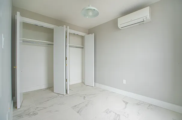 Rented by Joel Scharf, LREB | media 24