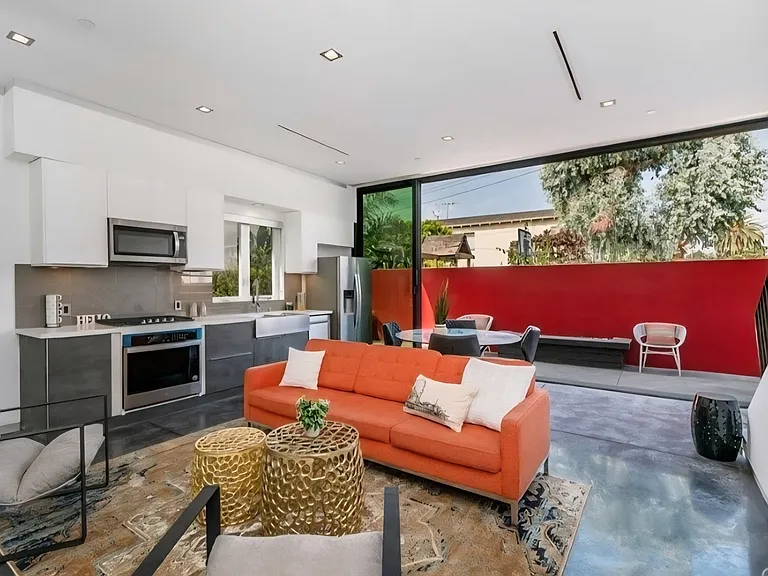 2334 Louella Ave — Photo 6