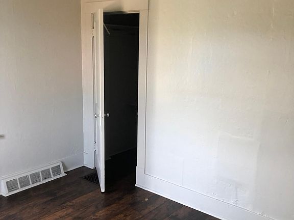5th image of 753 Punta Gorda Ave