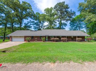 219 Covington Dr, Benton, LA 71006