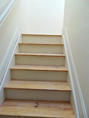 Rented by Perry Associates NYC Inc | media 13