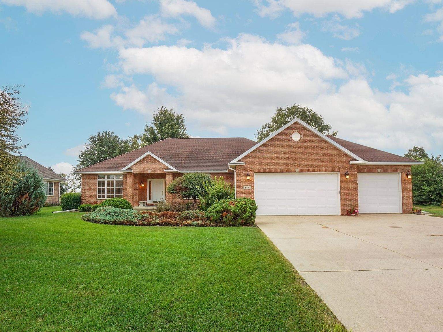 845 Fox Ridge Rd, Dike, IA 50624 Zillow