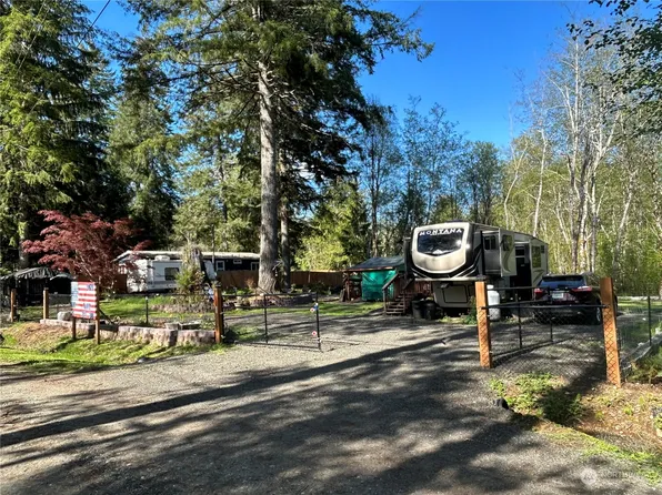 34 W Hamma Hamma Drive, Elma, WA 98541