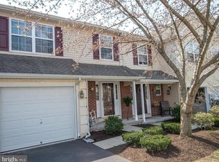 1052 Almond Dr, Phoenixville, PA 19460