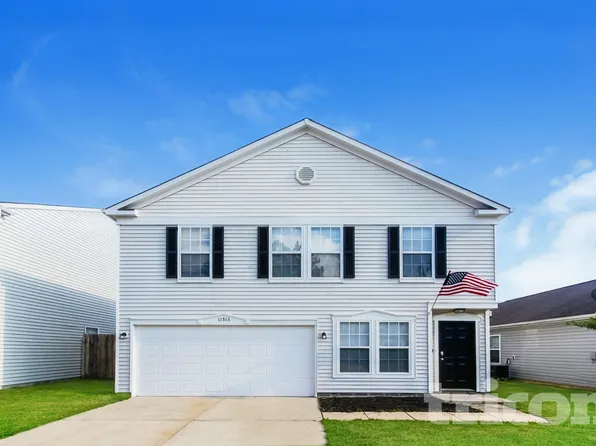 11315 Cuyahoga Dr, Indianapolis, IN 46235