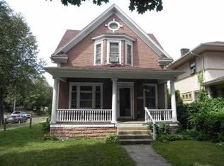 1403 Queen Ave N, Minneapolis, MN 55411