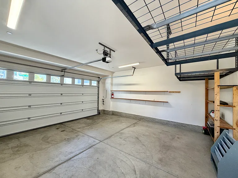10519 Wilding Dr — Photo 20
