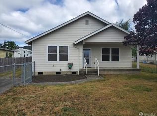 1118 W Main St, Elma, WA 98541