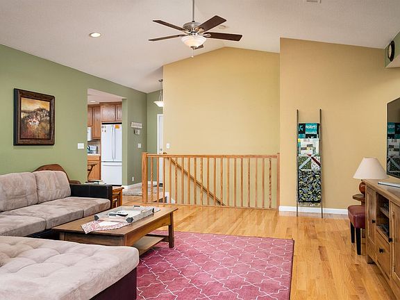 5th image of 4992 Mount Pleasant Dr