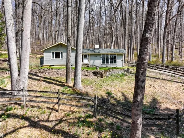 95A Dreahook Rd, Readington Twp., NJ 08833