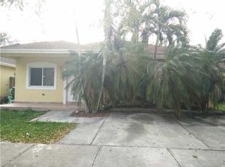 218 SW 15th Ter, Homestead, FL 33030