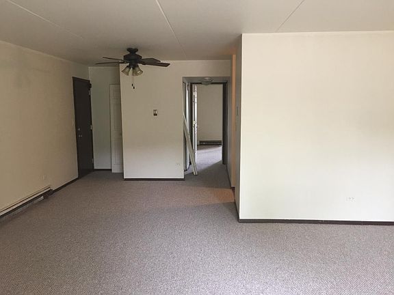 4th image of 2516 Waterbury Dr APT 801