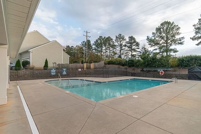 4057 Buckingham Dr — Photo 27