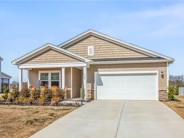 110 Cremello Dr, King, NC 27021