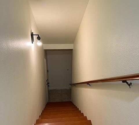 3rd image of 210 E Plymouth St APT 5