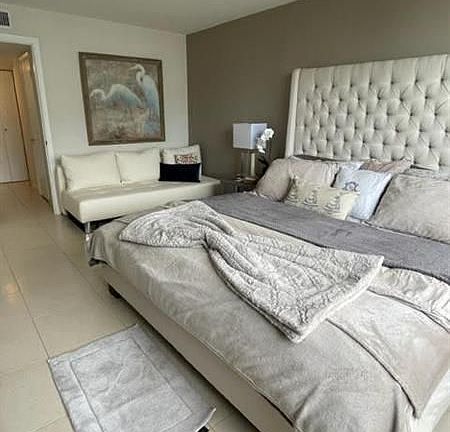 4th image of 2801 NE 183rd St APT 1208