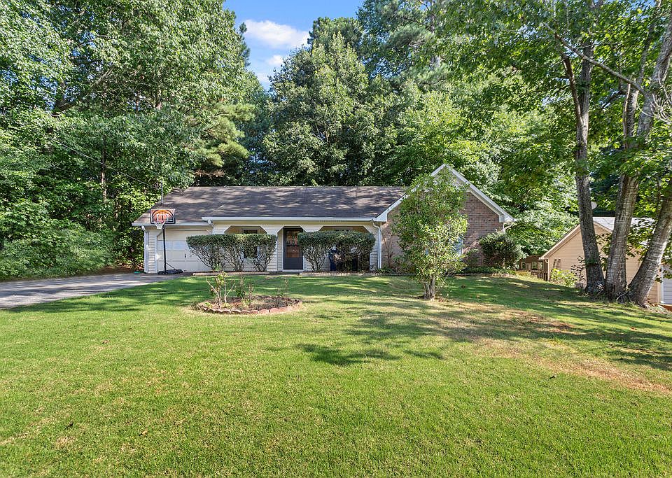 1st image of 1232 Daniel Ln