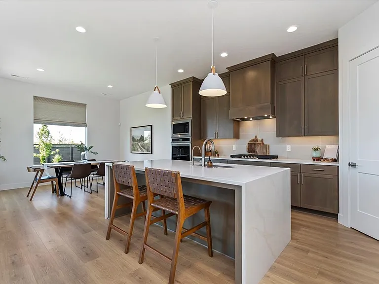 7649 W Whisper Ridge Dr — Photo 12