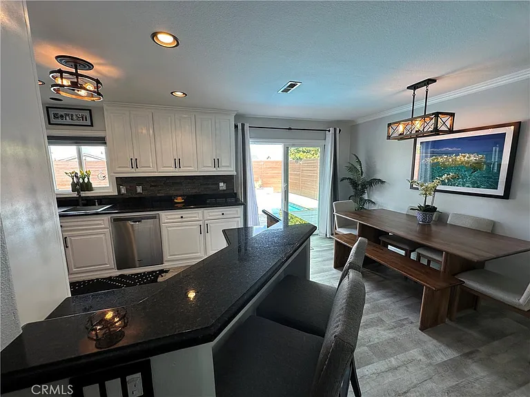 5311 Hendricksen Dr — Photo 10