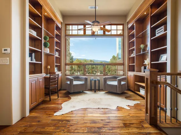 2 Concha Ct, Sandia Park, NM 87047