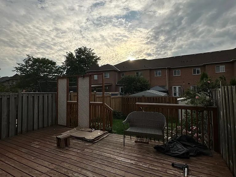 3942 Coachman Cir — Photo 12