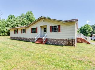 8781 Croaker Rd, Williamsburg, VA 23188