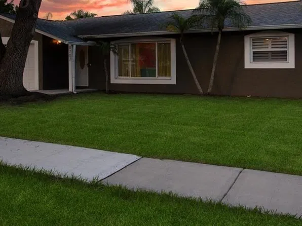 8707 124TH WAY, SEMINOLE, FL 33772
