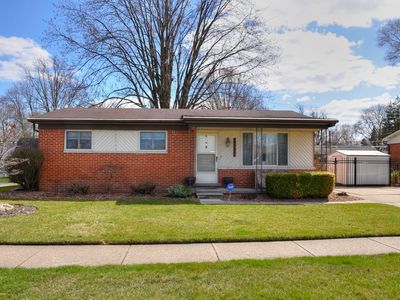 20348 Carlier St, Clinton Township, MI, 48035