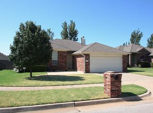 10640 NW 35th St, Yukon, OK 73099