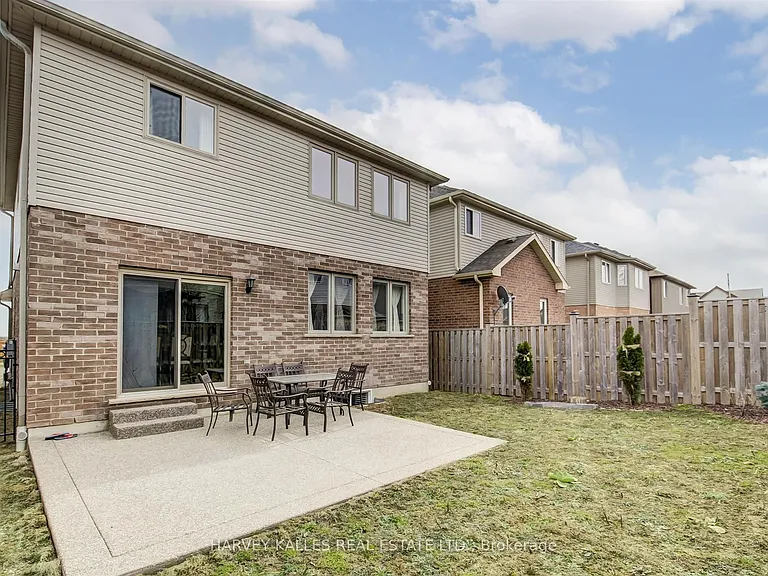 106 Eden Oak Trl — Photo 26