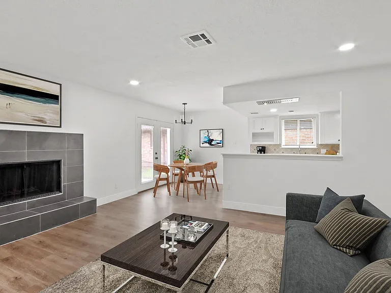 14527 Duncannon Dr — Photo 10
