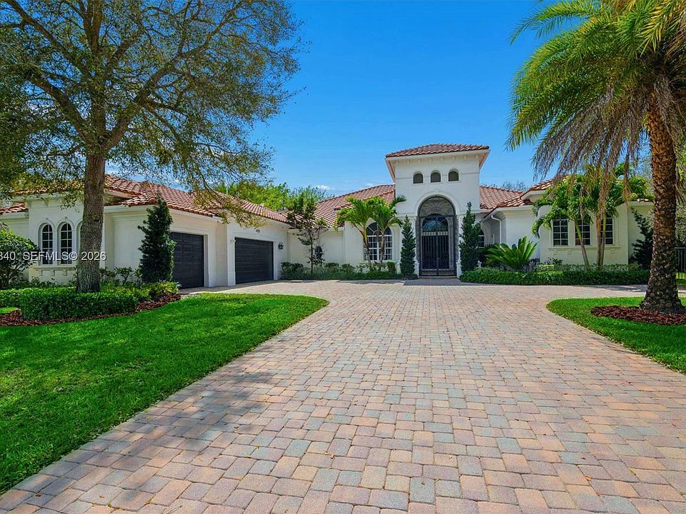 1st image of 12922 Grand Oaks Dr