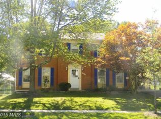 7611 Newburg Dr, Lanham, MD 20706