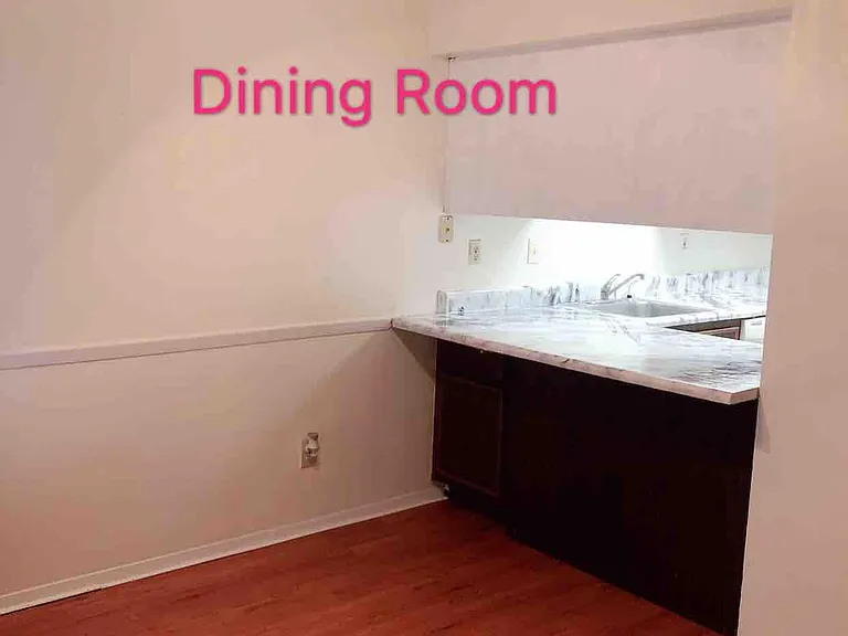 Dining Room With Breakfast Bar