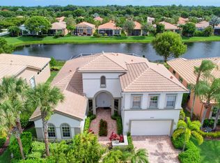 8755 Via Prestigio E, Wellington, FL 33411