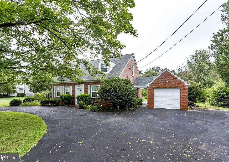 1st image of 6001 Kathmoor Dr