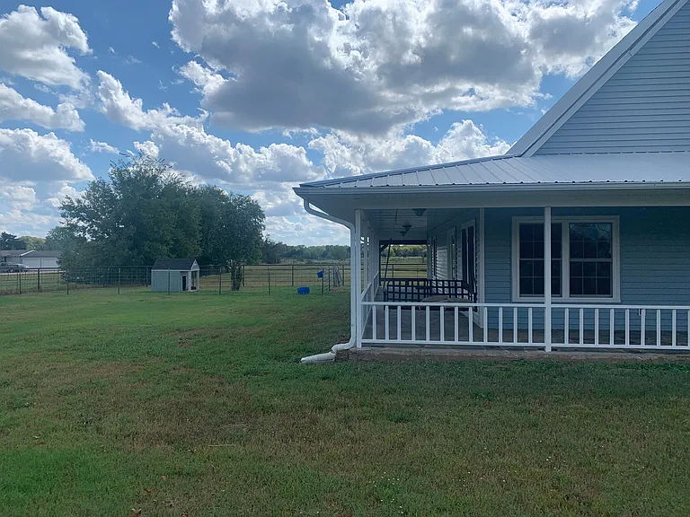 2339 W FM 898 — Photo 48