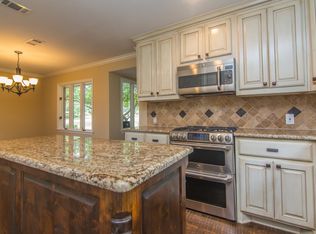 6749 Hanover Rd, Fort Worth, TX 76116