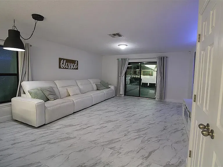 600 Swallowtail Dr — Photo 6