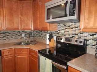 27 Spring St APT 01, East Bridgewater, MA 02333