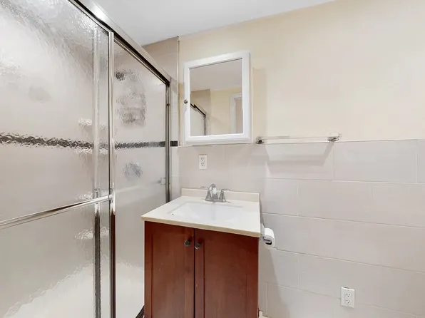 780 Quincy Street image 8 of 14