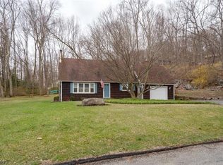 44 Winding Way, Andover, NJ 07821