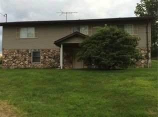 6920 Union Campground Rd, Letart, WV 25253