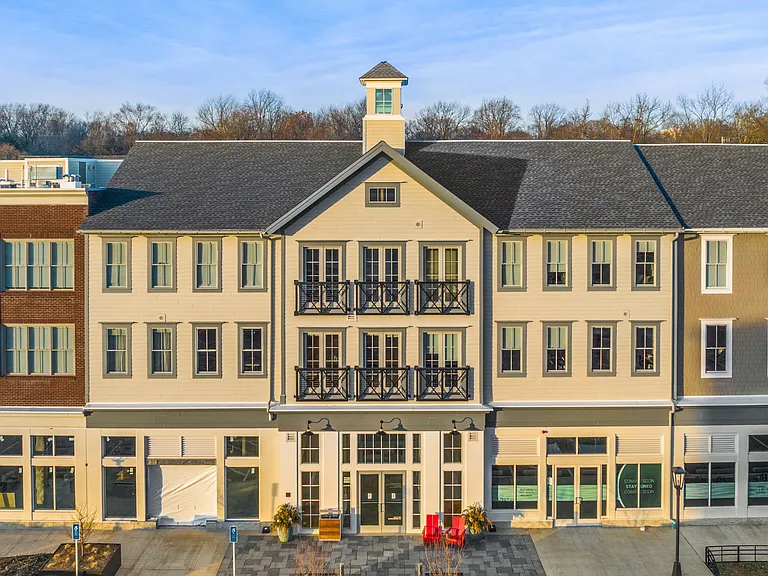 Darien Commons apartments community photo