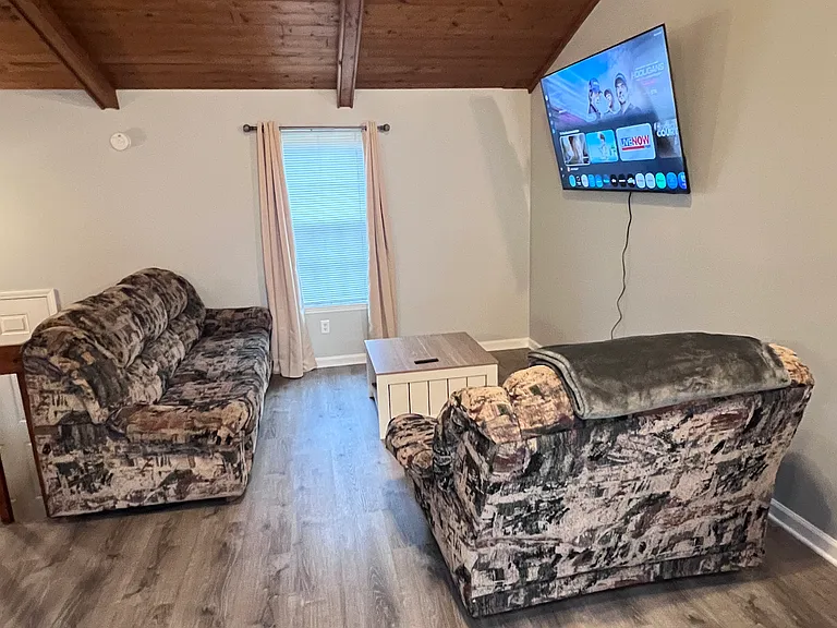 537 El Paseo Pl — Photo 6