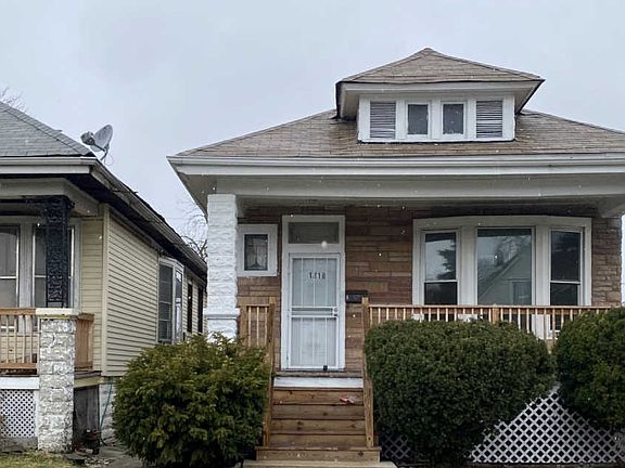 2nd image of 1318 W 72nd Pl