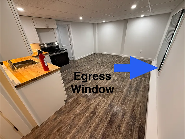 12A Locust Pl #A — Photo 6