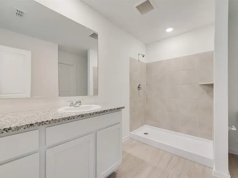 233 Ashbrook St — Photo 18