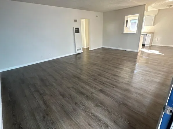 755 E Pine St APT 17, Altadena, CA 91001