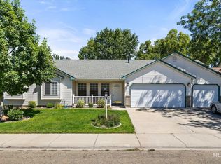 332 S Lodestone Ave, Meridian, ID 83642